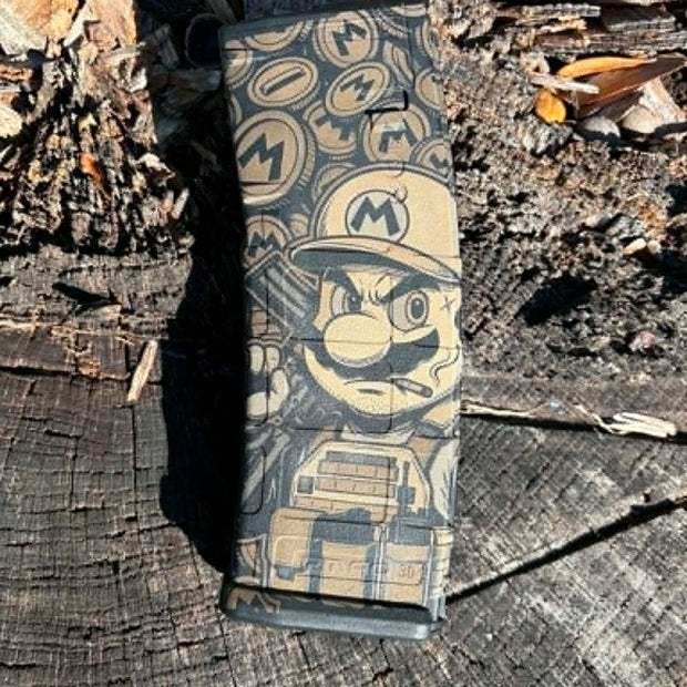 P-mag - Custom engraved - Mario