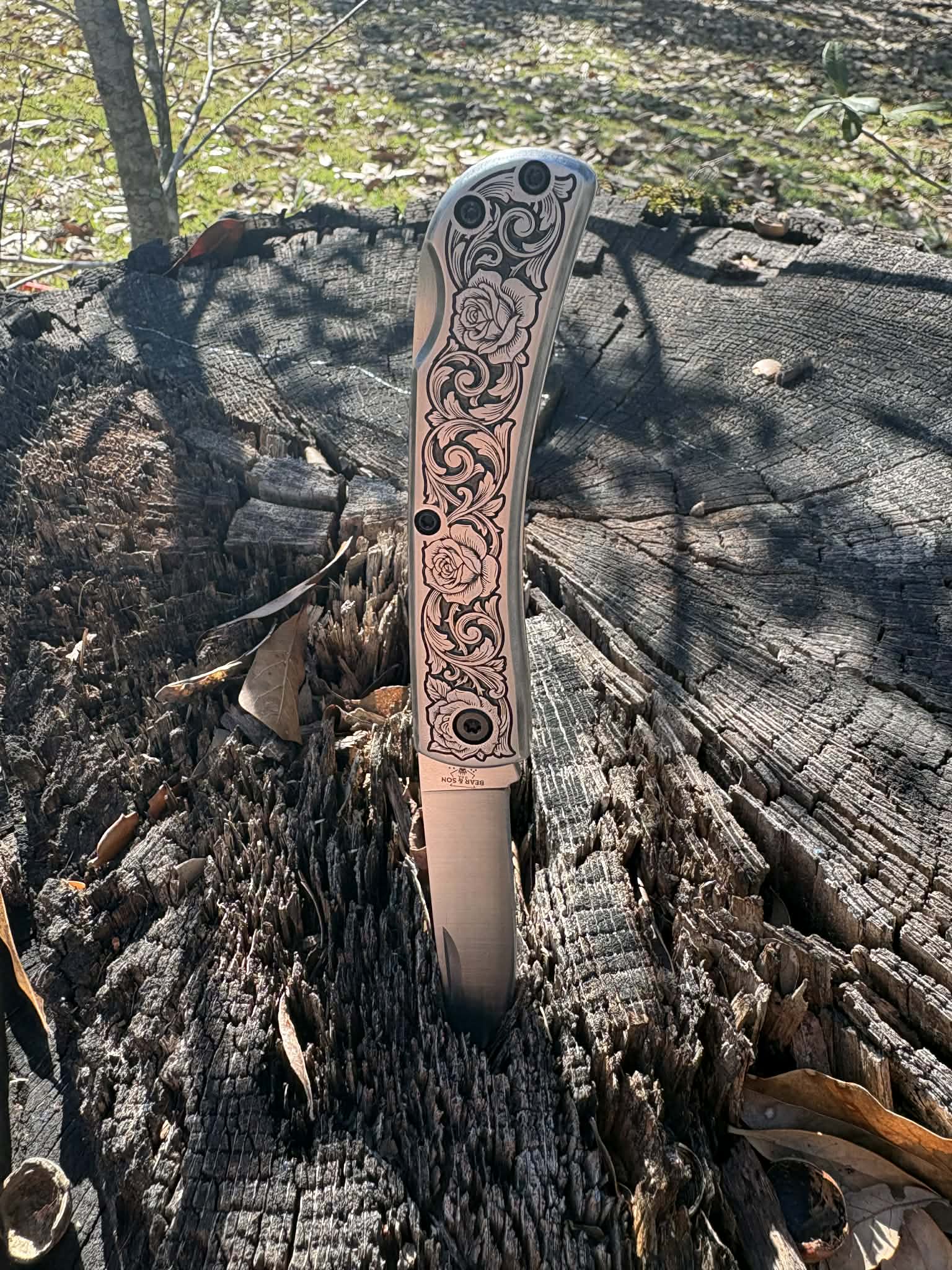 7010- custom engraved Bear & son 137L - Roses